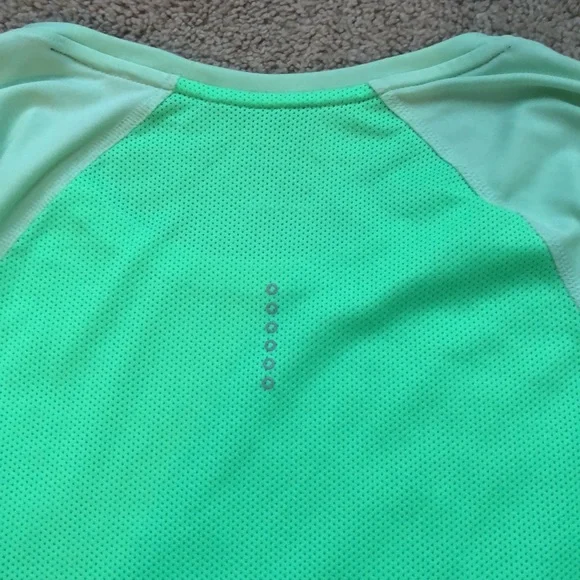 Nike Dri-Fit Running long sleeve - Picture 4 of 5